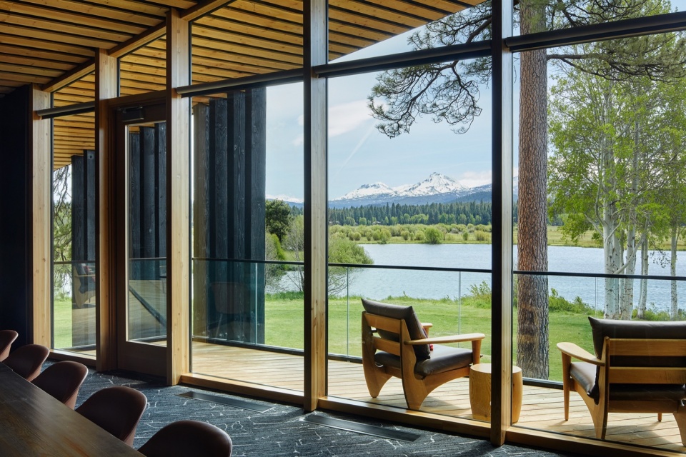 Black Butte Ranch Lodge by Hacker