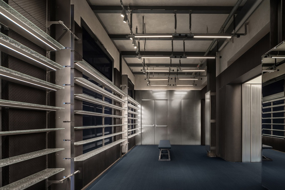 adidas originals flagship store by tomo
