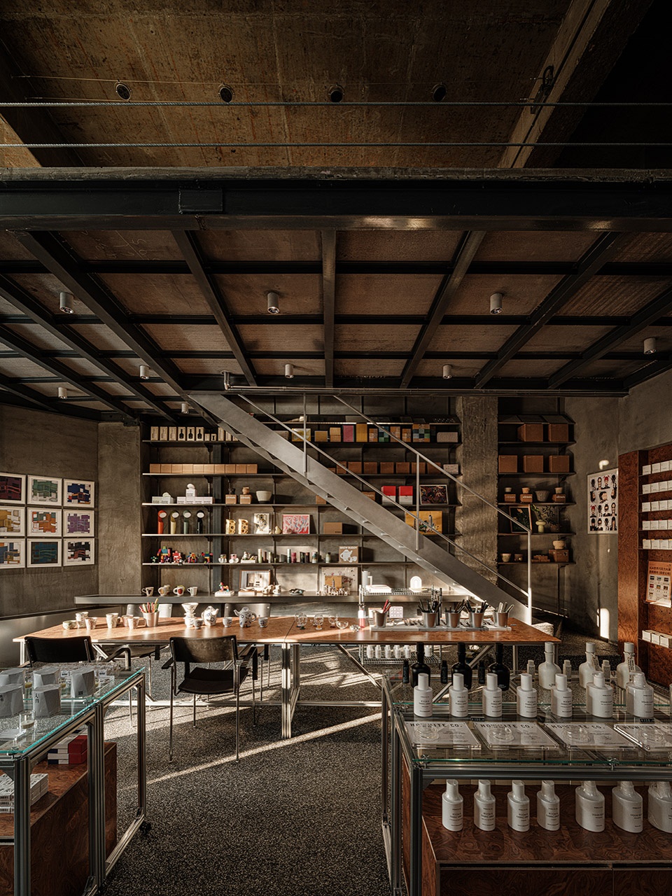 YARDYARDYARD Store by CreativeStudioY