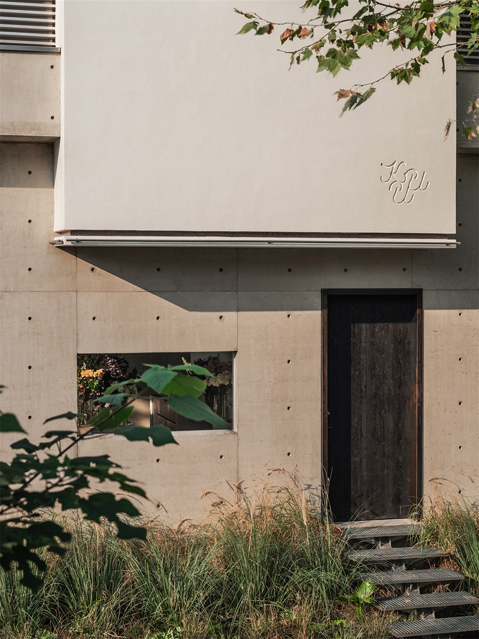 kuu florist by geemodesign
