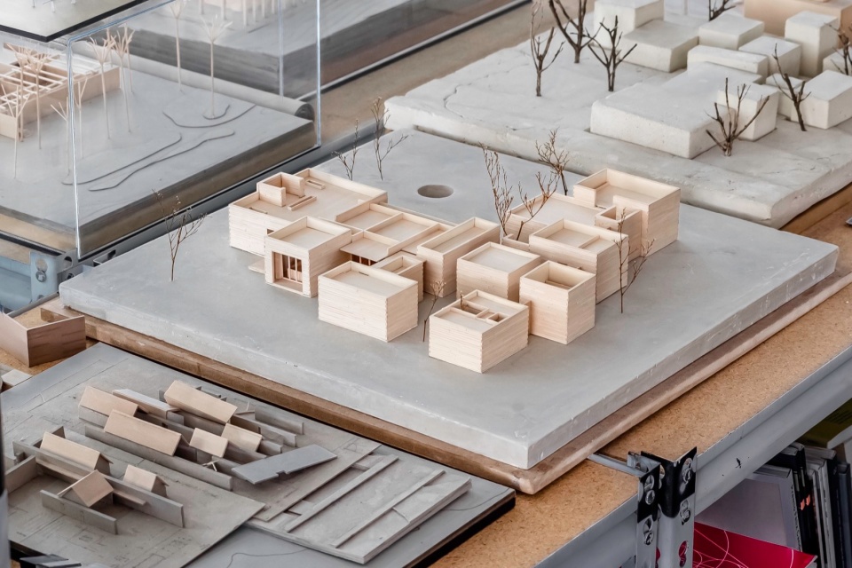 LL HOUSE by RA