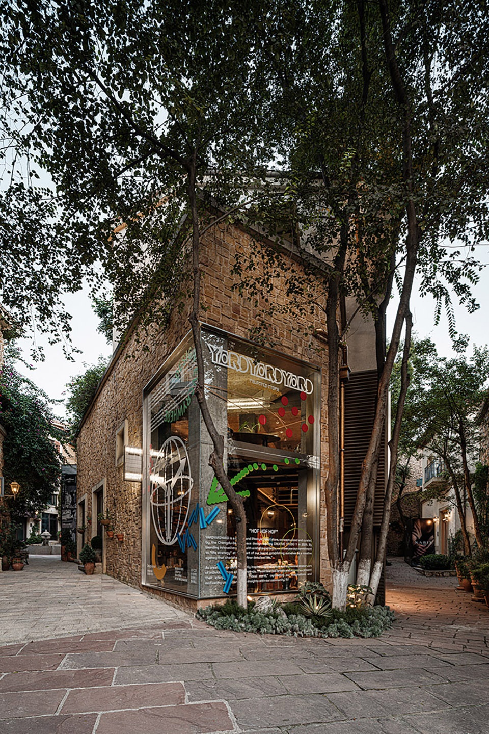 YARDYARDYARD Store by CreativeStudioY sgc