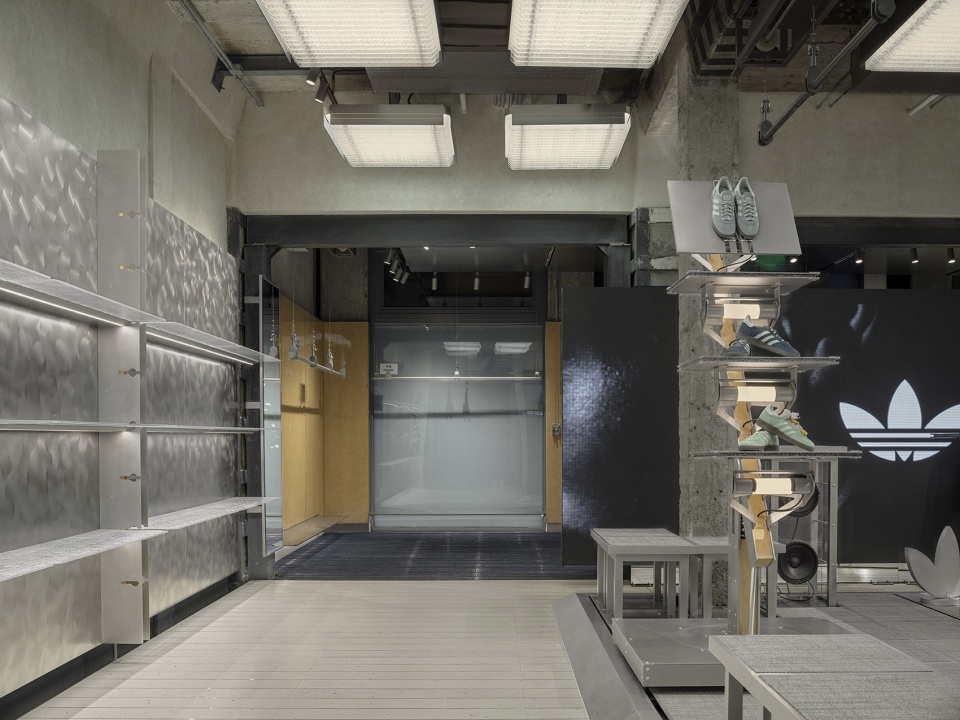 adidas originals flagship store by tomo
