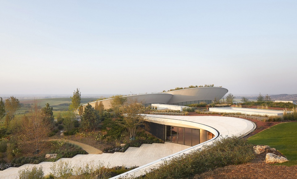 sauska tokaj winery by bord architectural studio