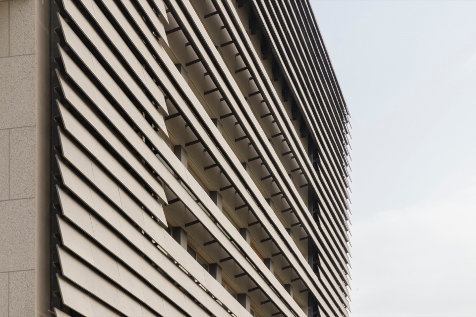 Tiemenguan Huashan High School by Jiangsu Provincial Zhongrui East China Institute of Architectural Design and Research Co Ltd Qurui Shan...