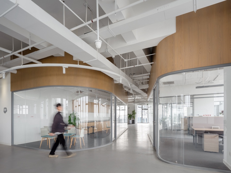 Aimer Suzhou Headquarters by Crossboundaries