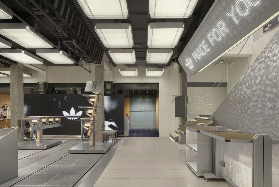 adidas originals flagship store by tomo