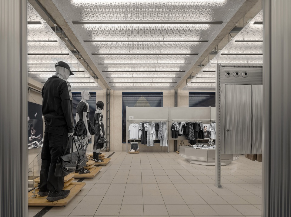 adidas originals flagship store by tomo