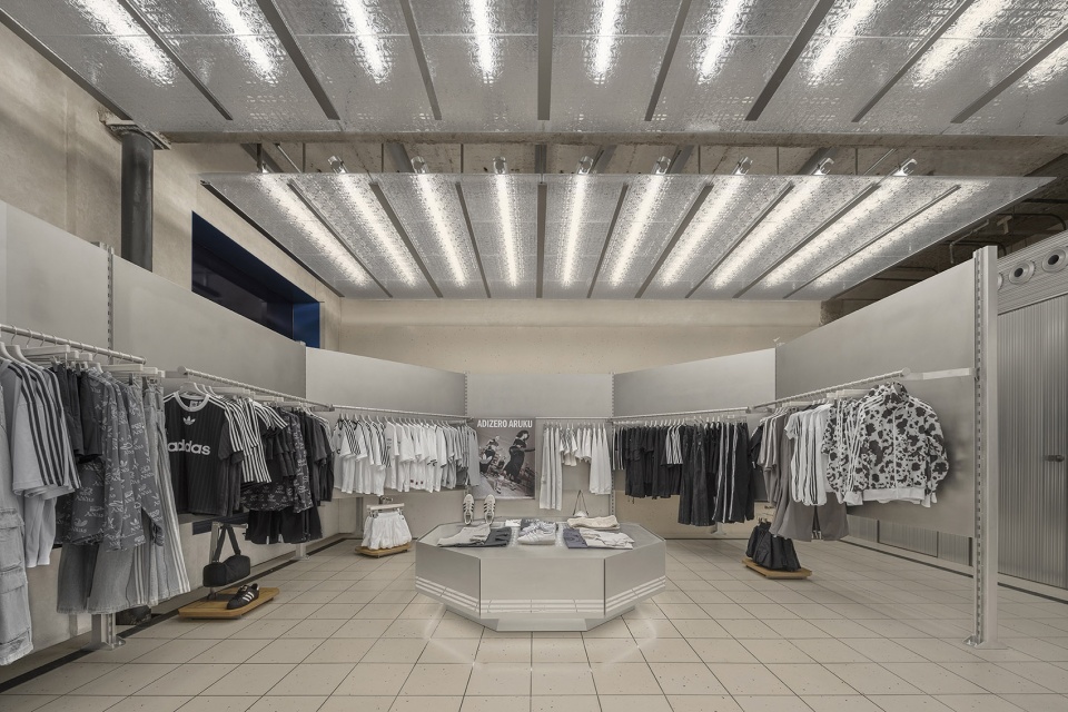 adidas originals flagship store by tomo