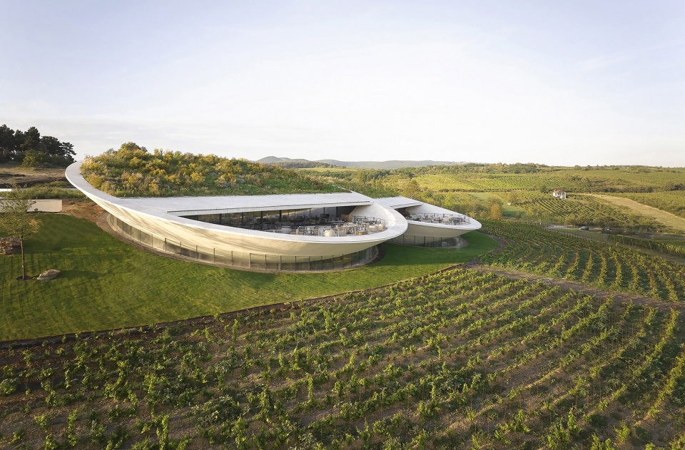 sauska tokaj winery by bord architectural studio