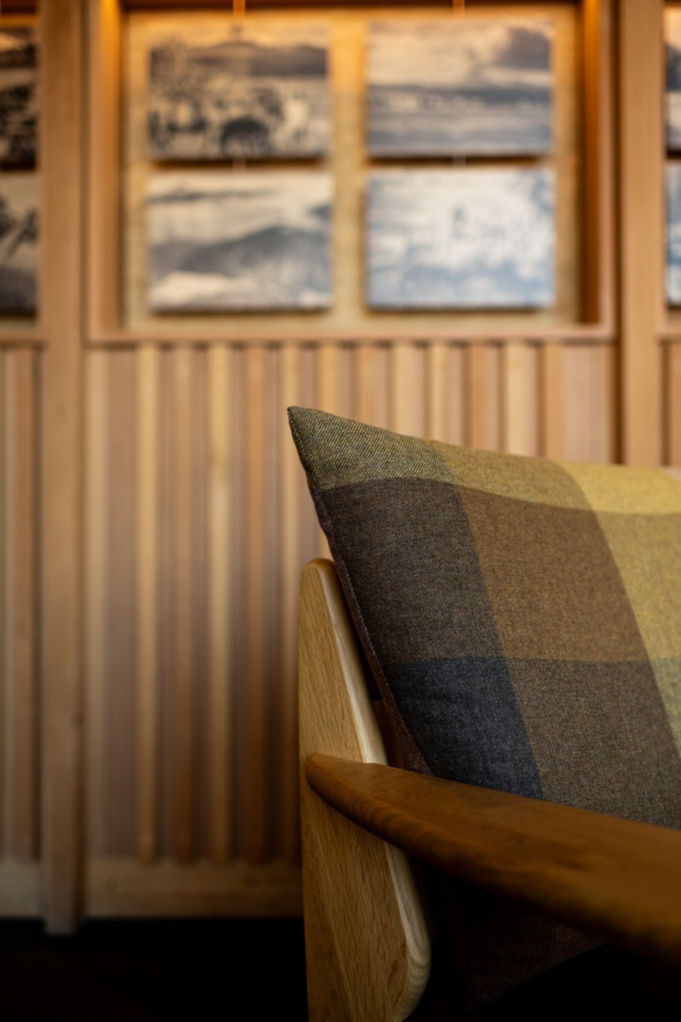 Black Butte Ranch Lodge by Hacker