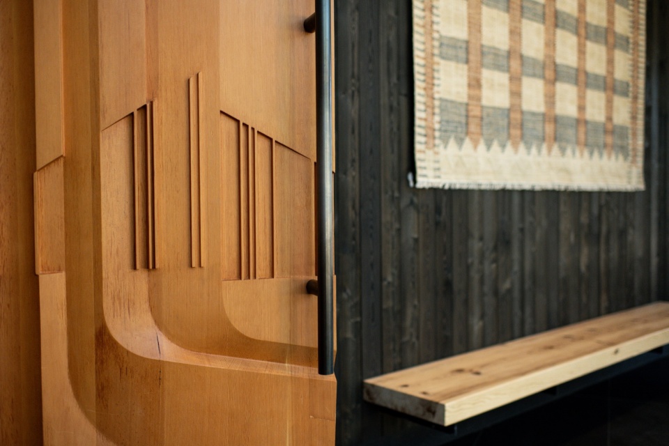 Black Butte Ranch Lodge by Hacker