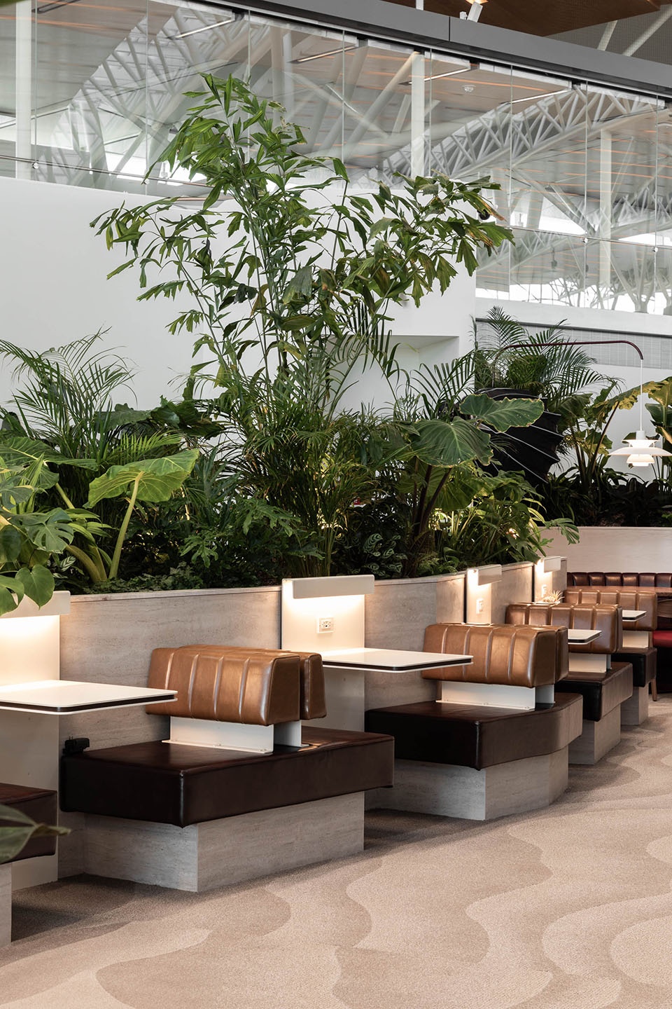 Aspire Westjet garden – by MRDK – Photos © David Dworkind 6