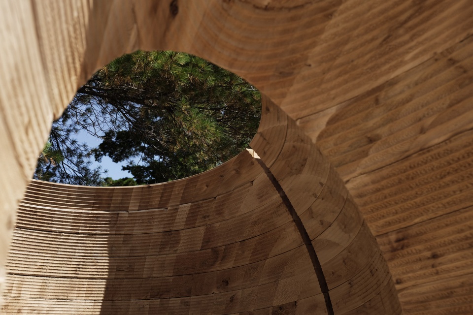 Faire le vide by Luca Fortin Atelier mock up