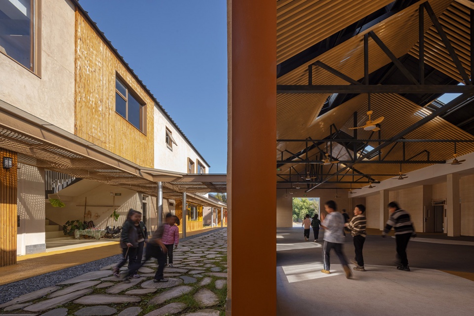 qingshan school by momentum