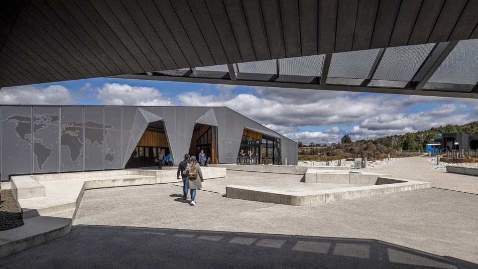 CRADLE MOUNTAIN VISITOR CENTRE by Cumulus
