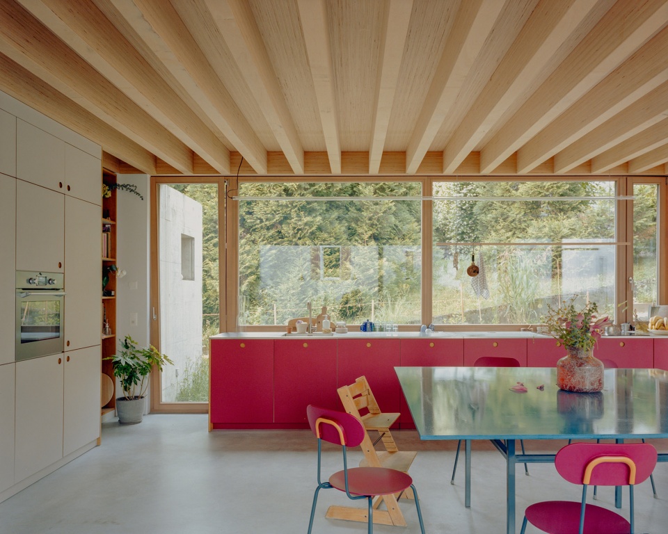 house in pazzallo by cerbi zaccara architetti