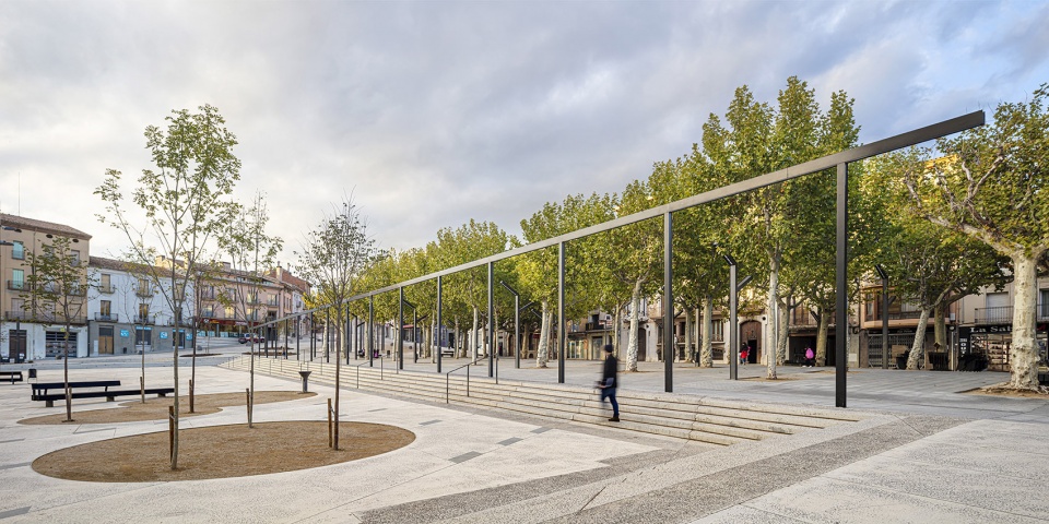 el firal dolot boulevard by anna eugeni bach
