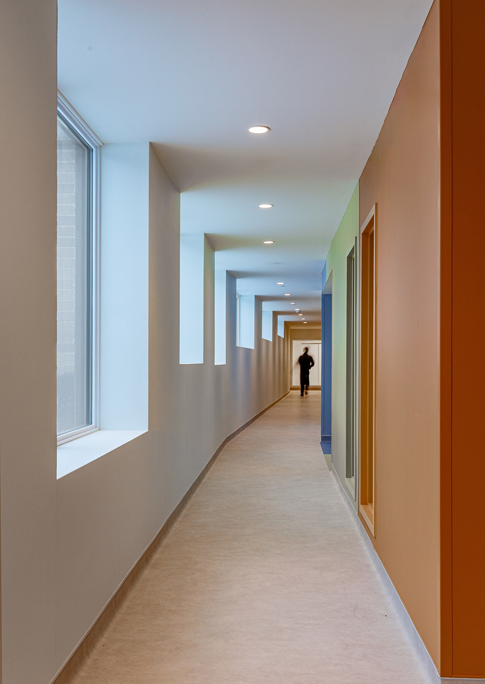 Centre Lise et Yvon Lamarre by Lamarre