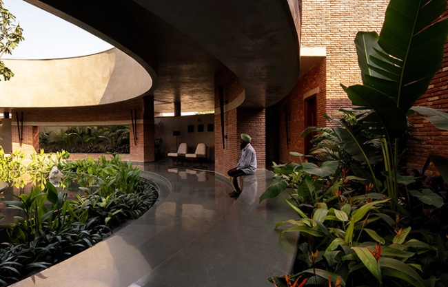 The Sanctum by RENESA ARCHITECTURE DESIGN INTERIORS STUDIO