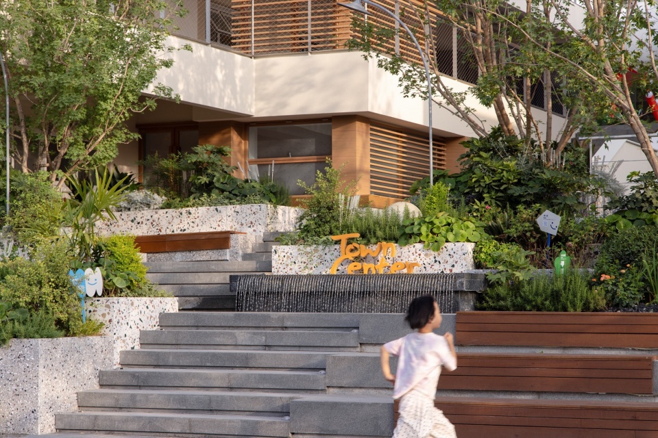 Vanke Ideal City North District Town Center