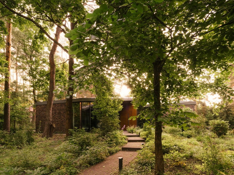 the travelers house by bbgk architekci