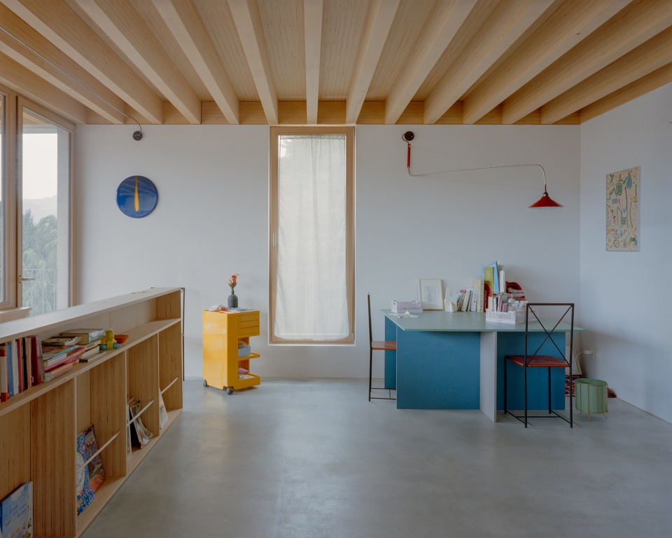 house in pazzallo by cerbi zaccara architetti