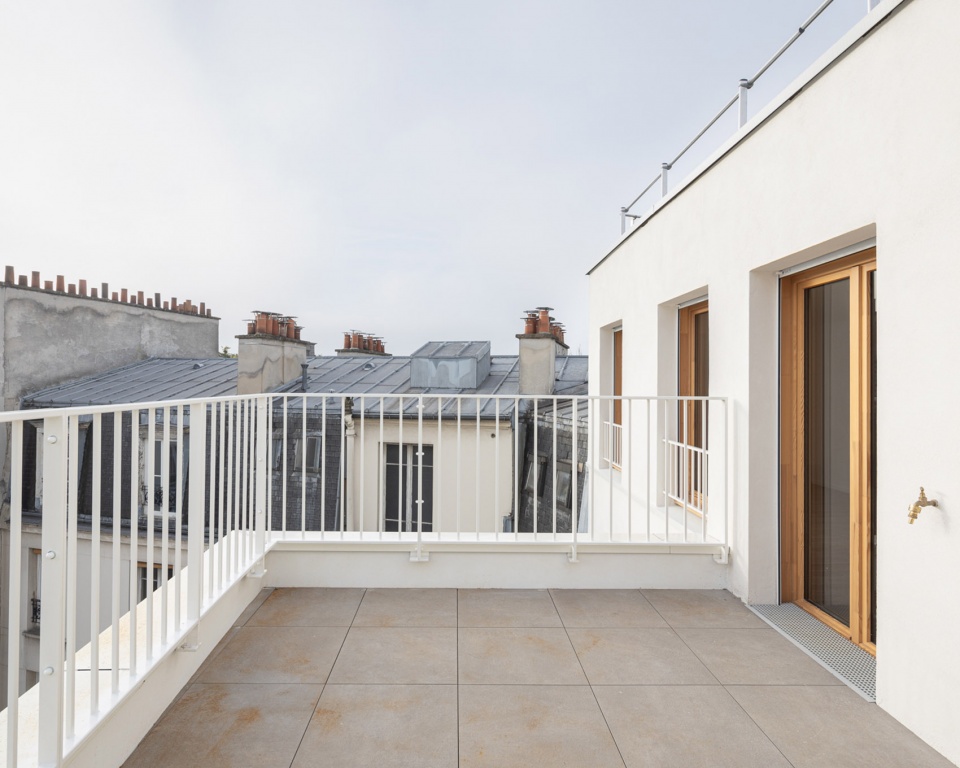 housing units in solid stone by mao architects