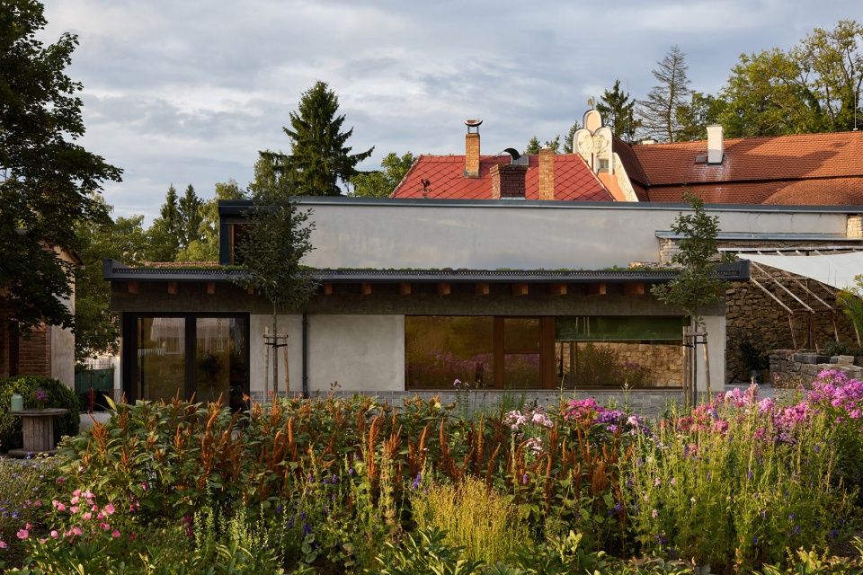 kraffer garden by matej sebek architekti atelier za mak