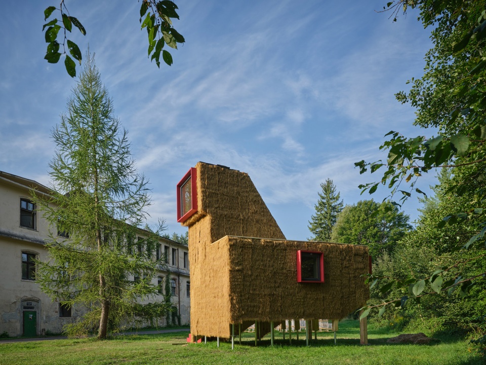 cabin fever 2025 completed by hello wood