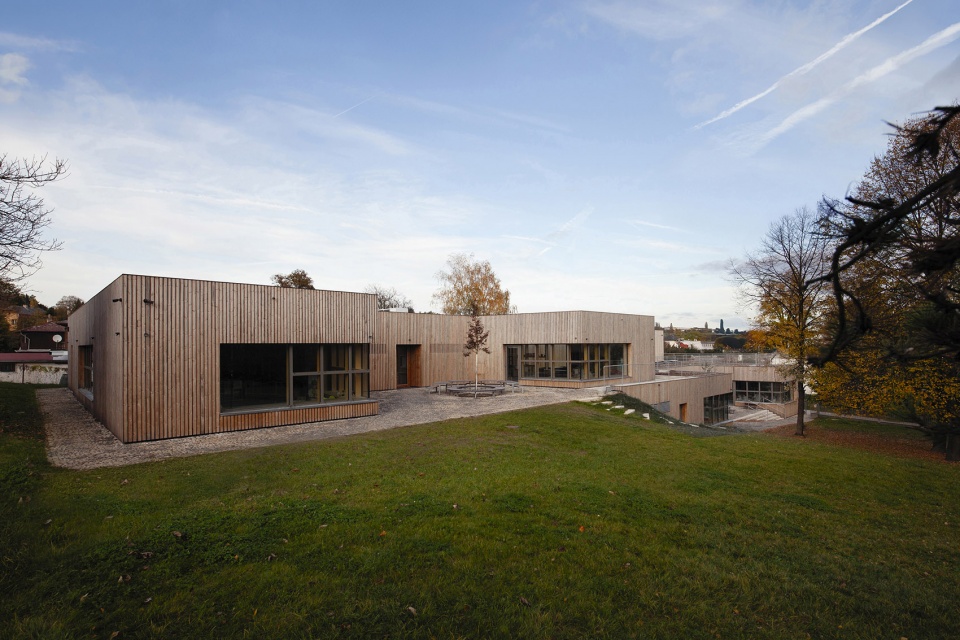 fulnek kindergarten by xtopix architekti