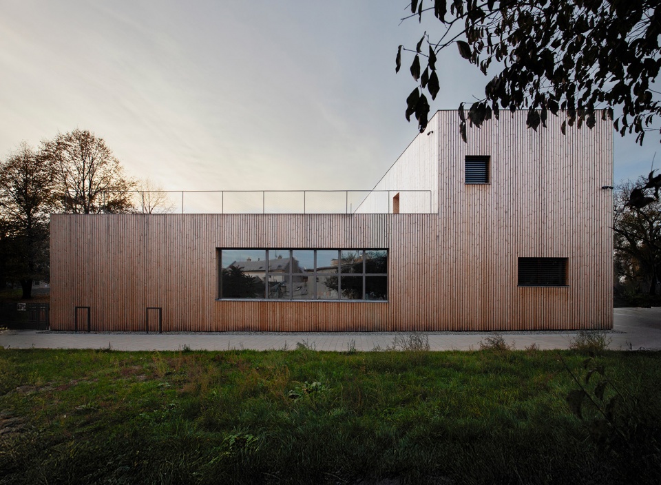 fulnek kindergarten by xtopix architekti