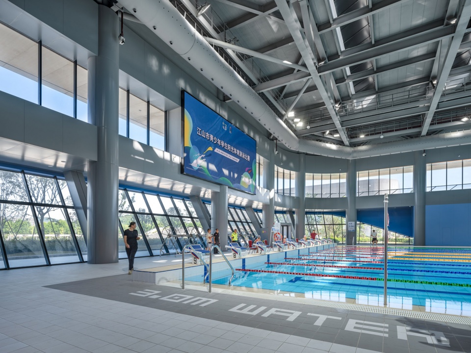 Hushan Sports Park Swimming Center by LYCS Architecture Work