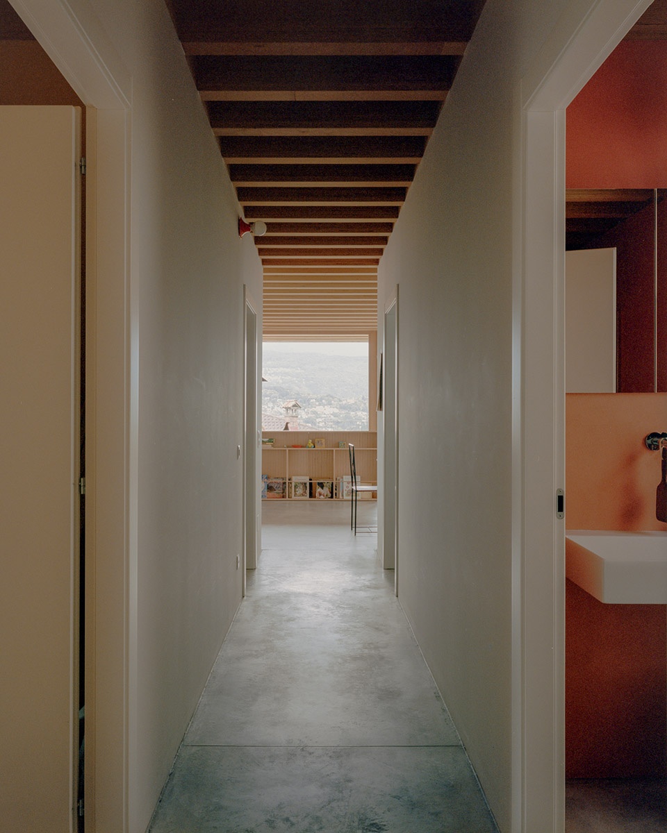 house in pazzallo by cerbi zaccara architetti