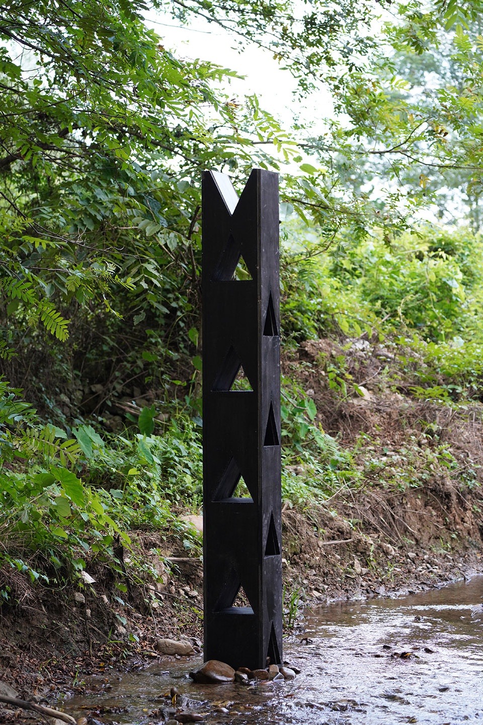 ten caskets of the river flow by lin architecture