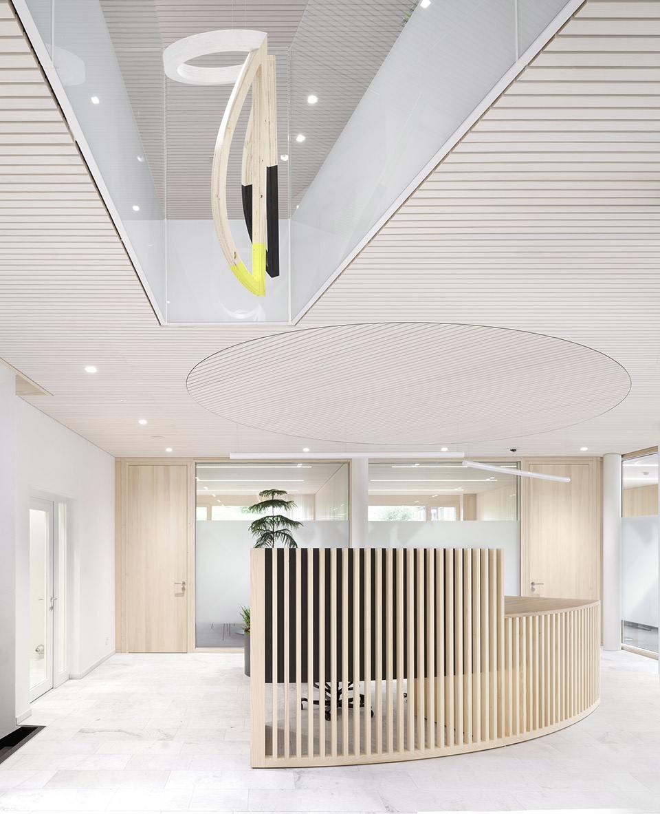 redevelopment raiffeisenbank au by firm architekten