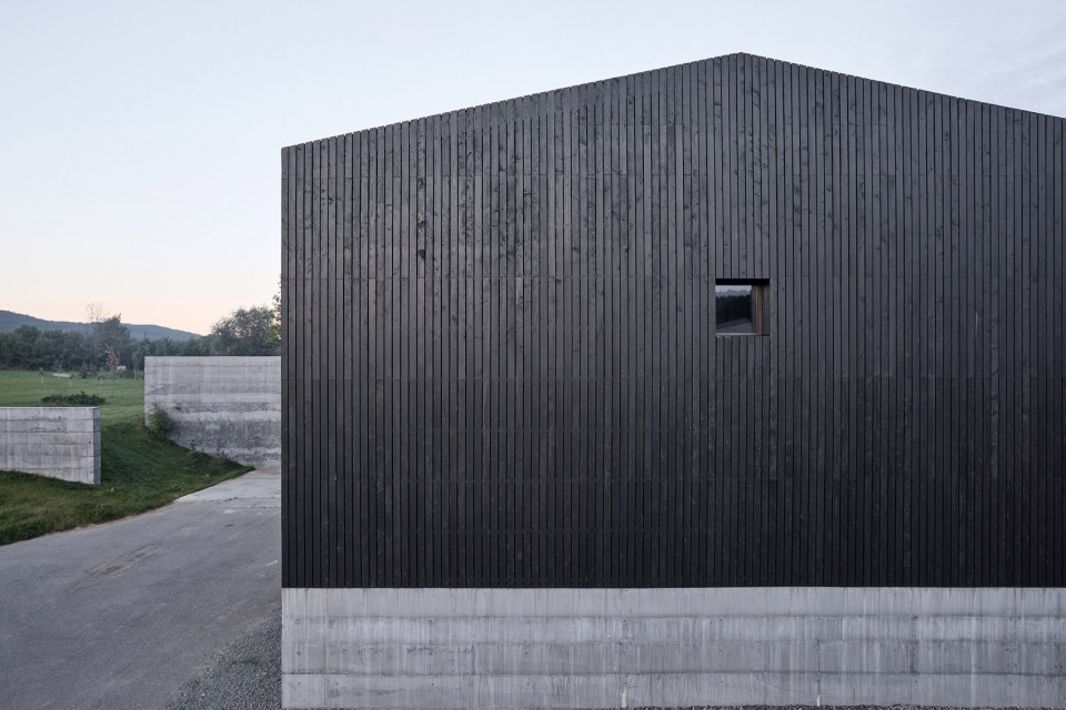 janosik headquarters and showroom by jakub janosik