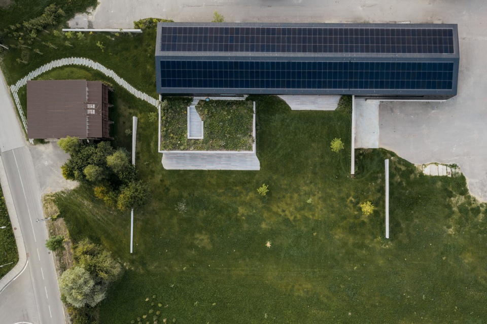 janosik headquarters and showroom by jakub janosik