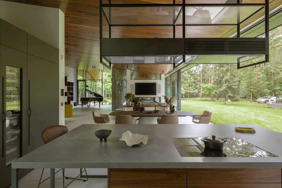 the travelers house by bbgk architekci