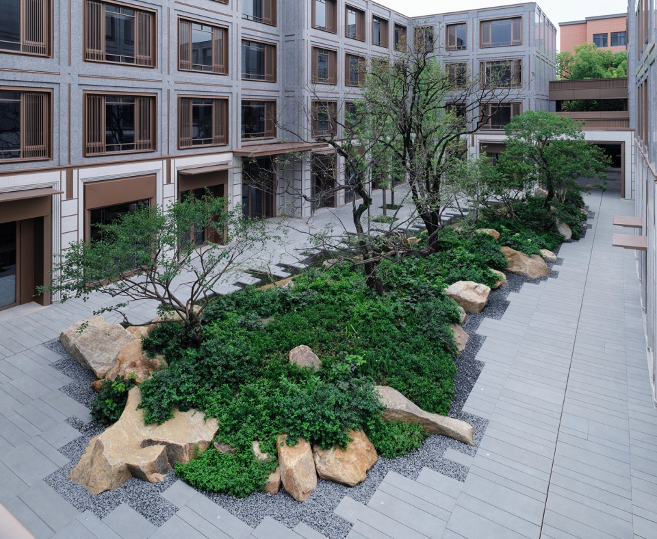 qinglu by july partners