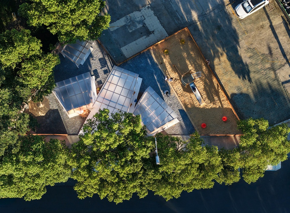 jieyou hut by in architectural design