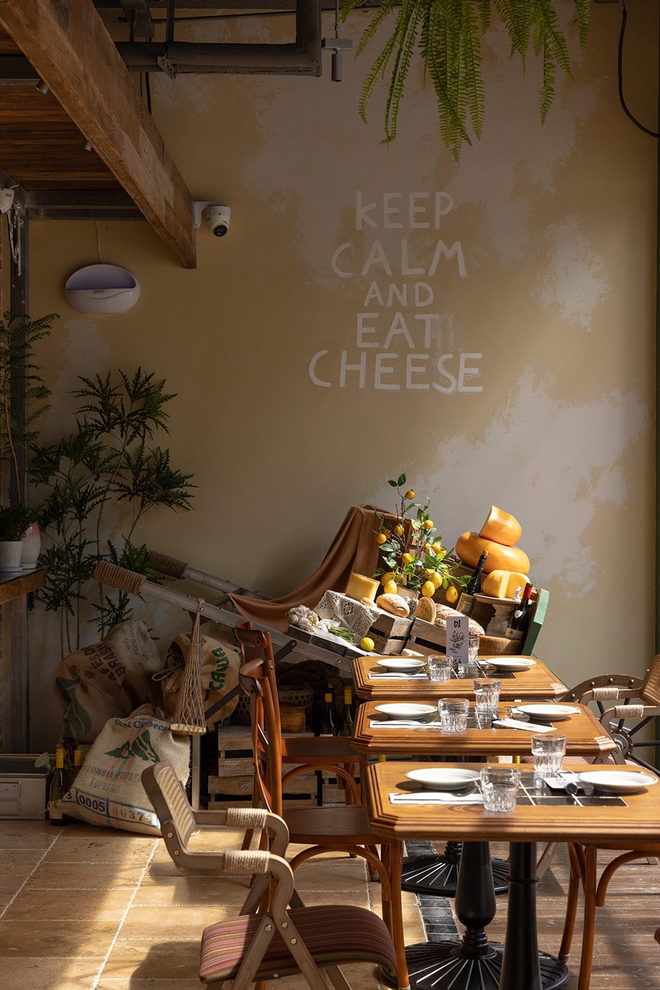 mozzarella e vino bund source store by pure design