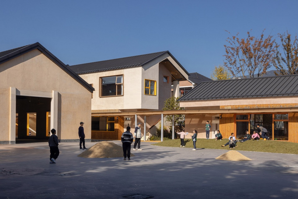 qingshan school by momentum