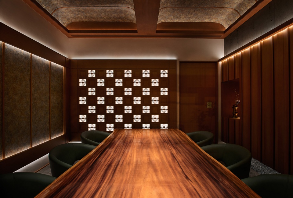 sugiki by odd okamoto deguchi design