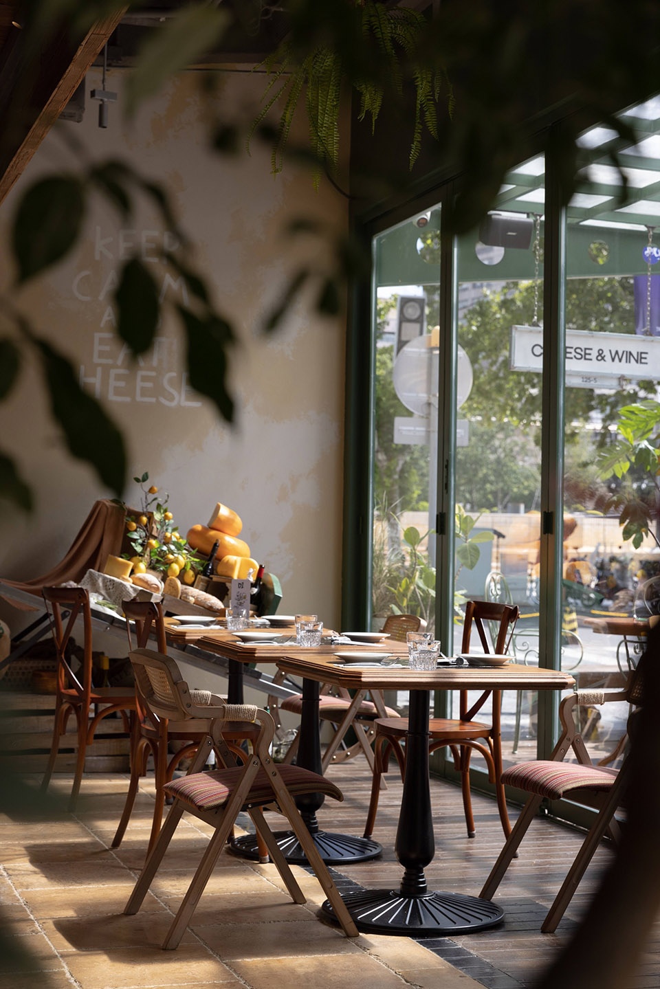 mozzarella e vino bund source store by pure design