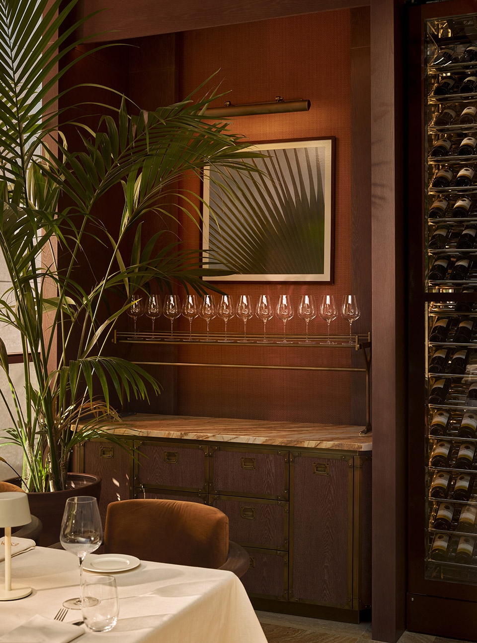 esca restaurant by urbanjobs