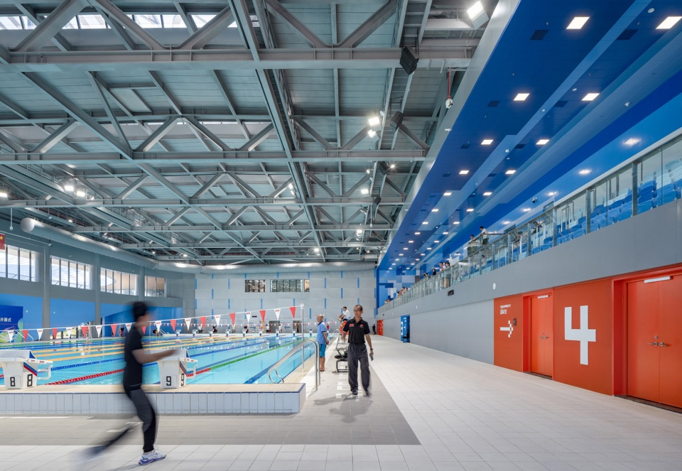 Hushan Sports Park Swimming Center by LYCS Architecture Work