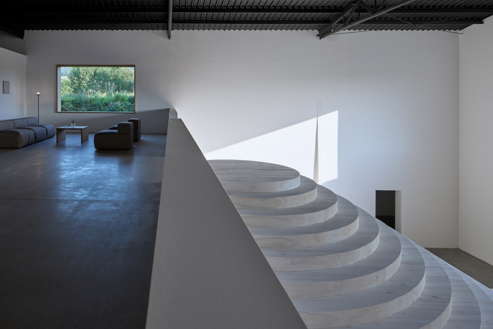 janosik headquarters and showroom by jakub janosik