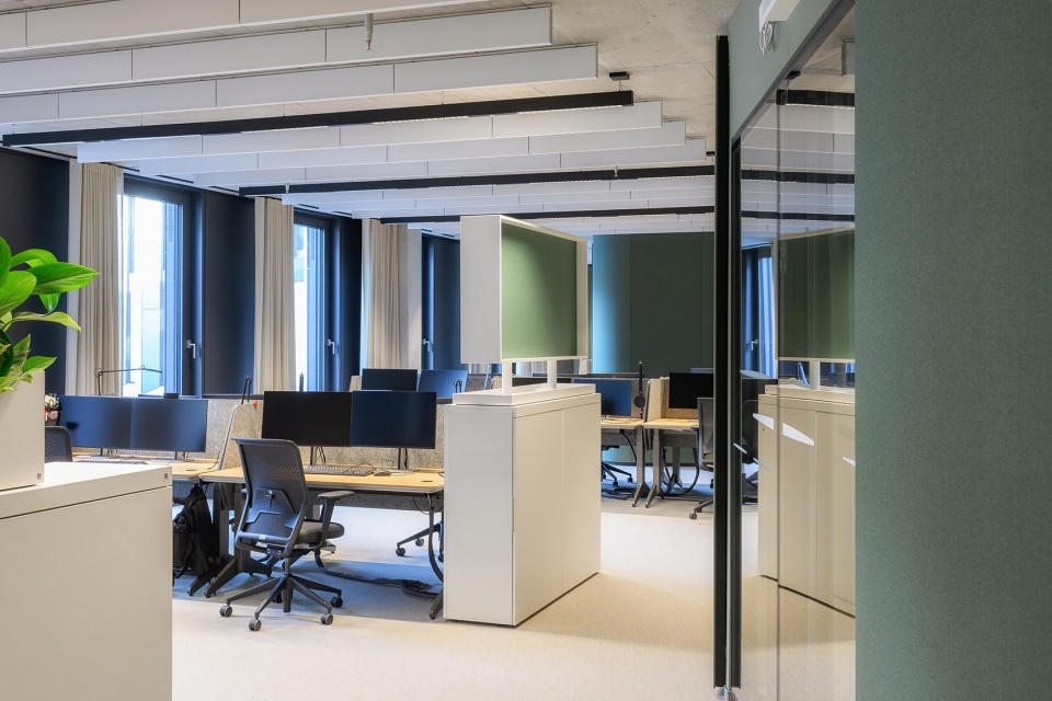b one office building by cfmoller architects