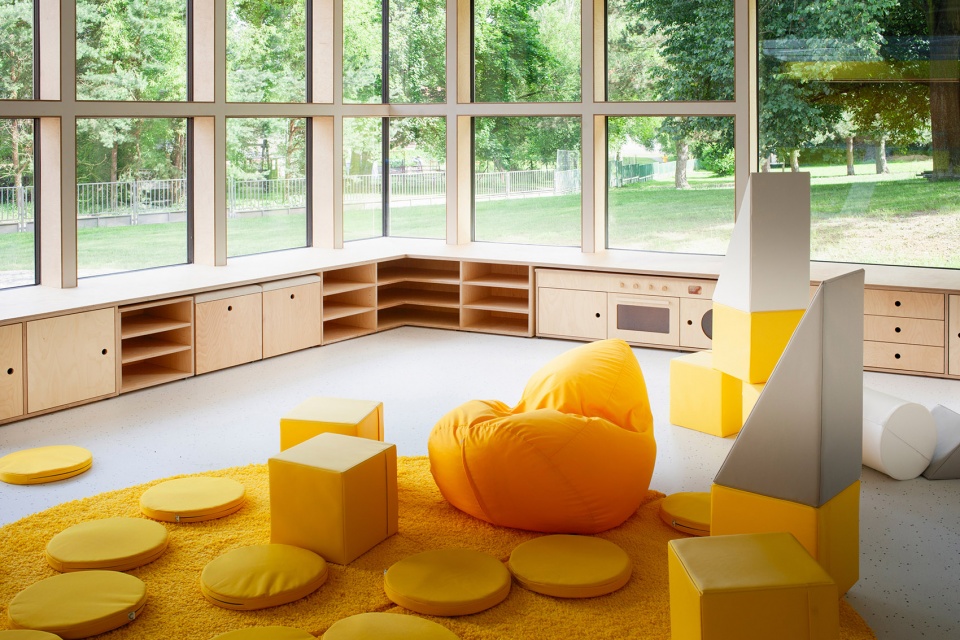 fulnek kindergarten by xtopix architekti